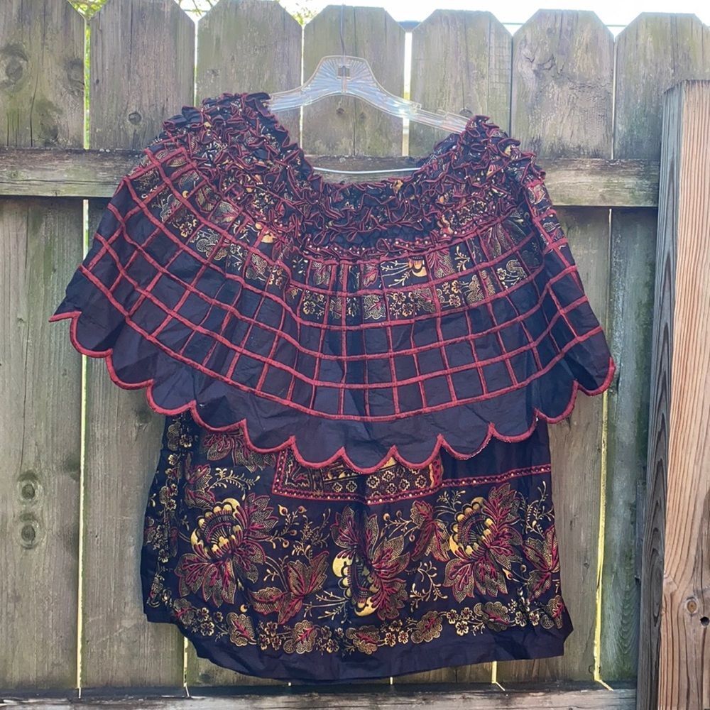Floral Ruffle top sz. XL